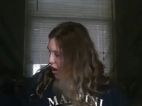 Snapshot of daddyarimm chatting on 11-12-25, 02:39 daddyarimm online show from 11-12-25, 02:39