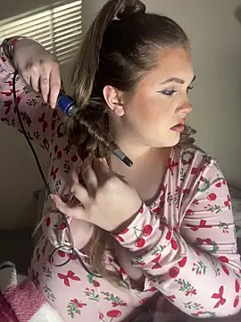 Snapshot of daddyarimm chatting on 12-13-25, 08:47 daddyarimm online show from 12-13-25, 08:47