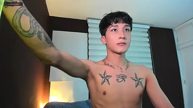 tom Howard online show from 04-14-26, 01:11