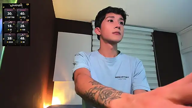 tom Howard online show from 04-17-26, 02:14