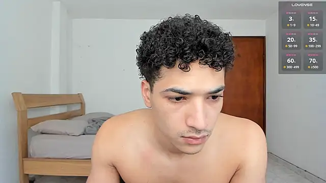 Snapshot of MitchellXD chatting on 12-30-24, 03:02 MitchellXD online show from 12-30-24, 03:02