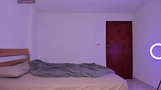 Snapshot of MitchellXD chatting on 01-05-25, 12:10 MitchellXD online show from 01-05-25, 12:10