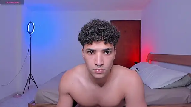 Snapshot of MitchellXD chatting on 01-25-25, 11:22 MitchellXD online show from 01-25-25, 11:22