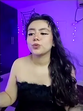 Snapshot of mary_diaz1 chatting on 10-23-25, 08:18 mary diaz1 online show from 10-23-25, 08:18