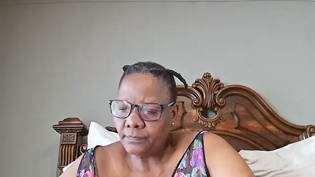 Snapshot of SEXYBOOBSNASS chatting on 01-28-25, 07:32 SEXYBOOBSNASS online show from 01-28-25, 07:32