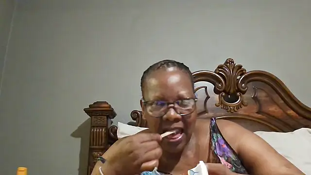 Snapshot of SEXYBOOBSNASS chatting on 02-02-25, 08:08 SEXYBOOBSNASS online show from 02-02-25, 08:08