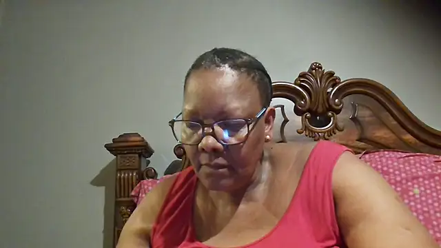 Snapshot of SEXYBOOBSNASS chatting on 03-21-25, 06:07 SEXYBOOBSNASS online show from 03-21-25, 06:07