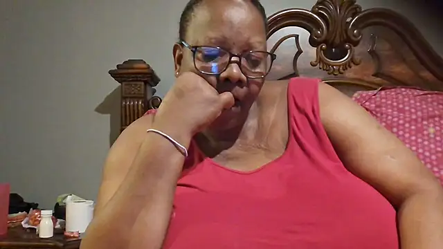 Snapshot of SEXYBOOBSNASS chatting on 03-21-25, 09:12 SEXYBOOBSNASS online show from 03-21-25, 09:12