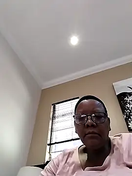 Snapshot of SEXYBOOBSNASS chatting on 09-19-25, 06:37 SEXYBOOBSNASS online show from 09-19-25, 06:37