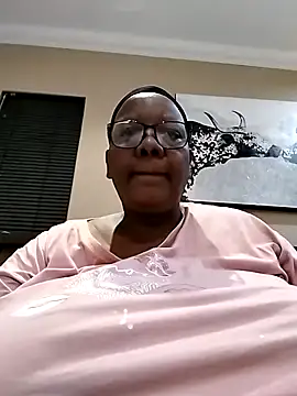 Snapshot of SEXYBOOBSNASS chatting on 09-21-25, 04:30 SEXYBOOBSNASS online show from 09-21-25, 04:30