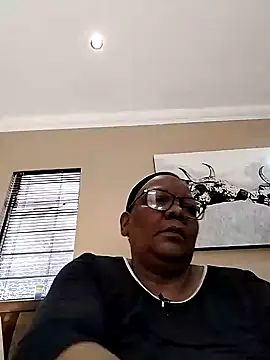 Snapshot of SEXYBOOBSNASS chatting on 09-26-25, 09:13 SEXYBOOBSNASS online show from 09-26-25, 09:13