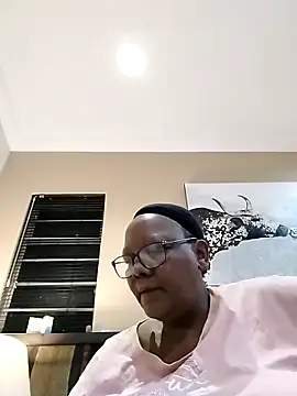 Snapshot of SEXYBOOBSNASS chatting on 09-27-25, 08:47 SEXYBOOBSNASS online show from 09-27-25, 08:47