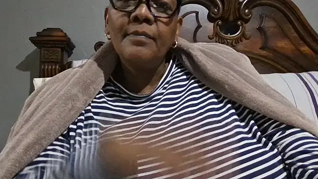 Snapshot of SEXYBOOBSNASS chatting on 10-30-25, 07:03 SEXYBOOBSNASS online show from 10-30-25, 07:03