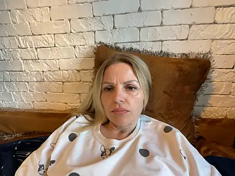 Angel girllovemy online show from 02-25-25, 12:45