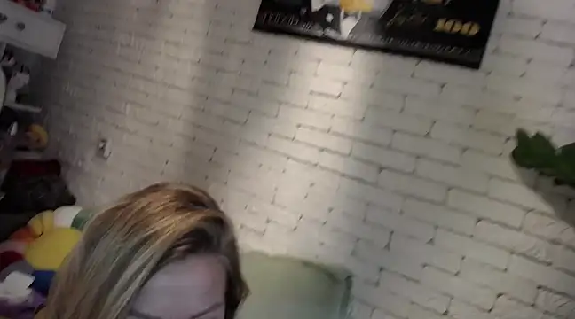 Angel girllovemy online show from 03-10-25, 01:43