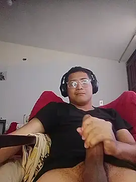 Mghty-cockl88 online show from 03-01-26, 06:43