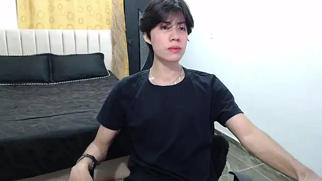 Elio-cam online show from 01-21-25, 07:26