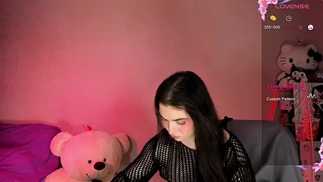 YsabellViveris online show from 12-21-25, 01:29