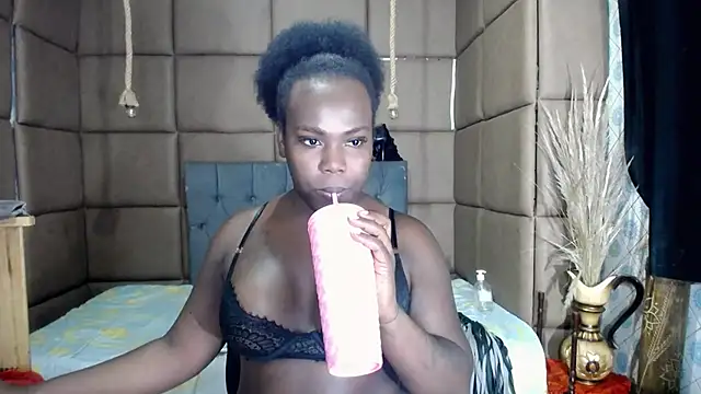 CatrinaGill online show from 10-23-25, 03:00