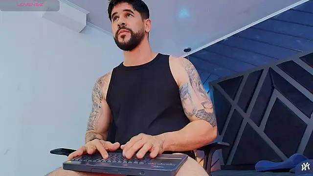 Petesevans online show from 04-25-26, 12:02