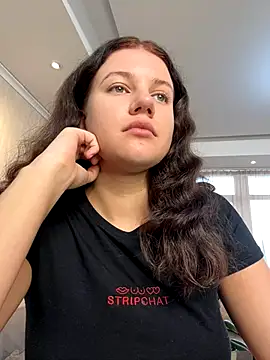 Snapshot of likaxxx chatting on 12-05-24, 11:05 likaxxx online show from 12-05-24, 11:05