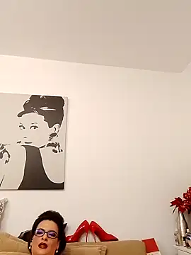 Snapshot of RebeccaNoble chatting on 02-24-25, 11:19 RebeccaNoble online show from 02-24-25, 11:19