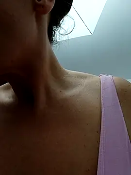 Snapshot of RebeccaNoble chatting on 11-04-25, 12:59 RebeccaNoble online show from 11-04-25, 12:59