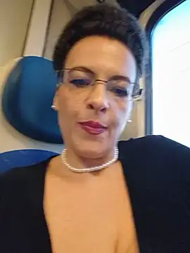 Snapshot of RebeccaNoble chatting on 05-29-26, 02:20 RebeccaNoble online show from 05-29-26, 02:20