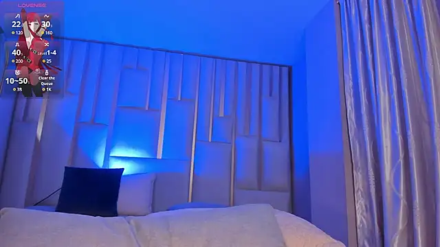 LindseyCox online show from 12-12-24, 02:15