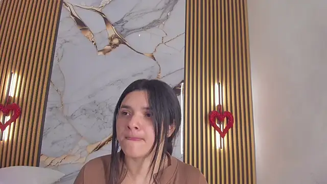 Snapshot of indi_catalina chatting on 04-30-26, 01:06 indi catalina online show from 04-30-26, 01:06