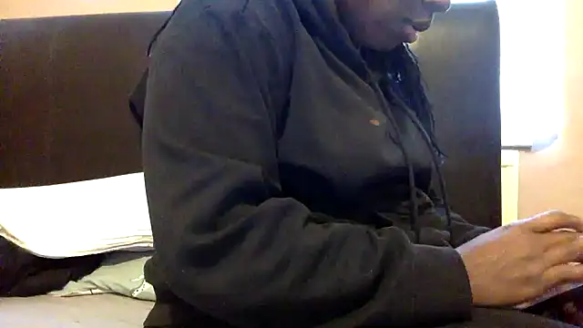 blacksexybeauty31 online show from 03-18-25, 04:37