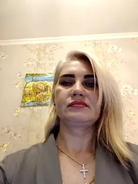 JennyOMay online show from 11-21-25, 02:54