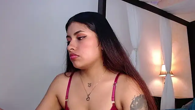 ChantalPetit online show from 09-12-25, 07:03