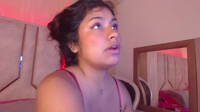 ChantalPetit online show from 04-27-26, 12:25