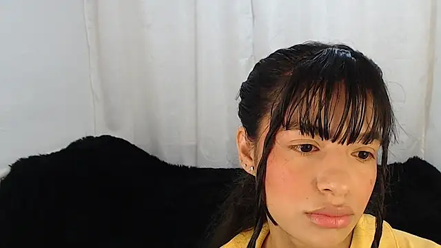 Snapshot of Liz_Galactic chatting on 01-18-25, 07:04 Liz Galactic online show from 01-18-25, 07:04