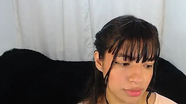 Snapshot of Liz_Galactic chatting on 01-28-25, 06:16 Liz Galactic online show from 01-28-25, 06:16