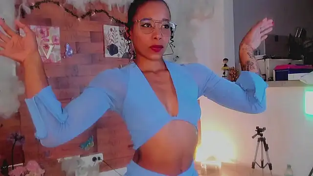 kelly thomson online show from 01-21-25, 09:46