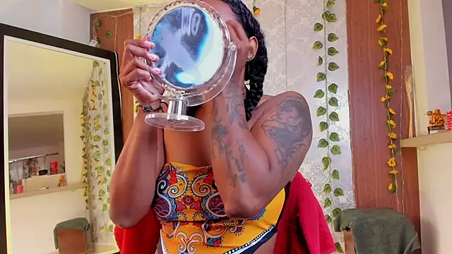 kelly thomson online show from 02-26-26, 01:54