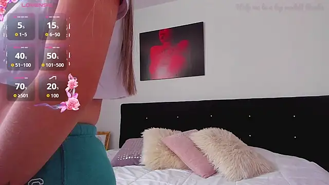 Snapshot of Stacy_Malibu1 chatting on 01-21-25, 09:15 Stacy Malibu1 online show from 01-21-25, 09:15