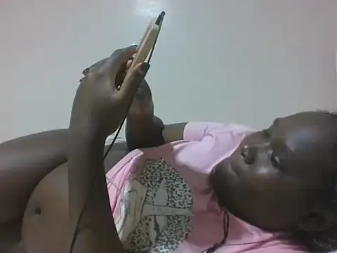 queen aria19 online show from 02-20-26, 08:53