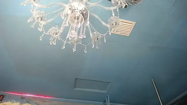 ADRIANNA FOX online show from 11-08-25, 07:12