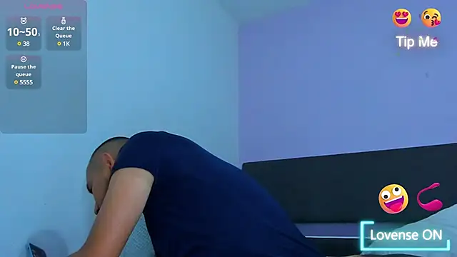 jhonyalzate2 online show from 01-17-25, 04:49