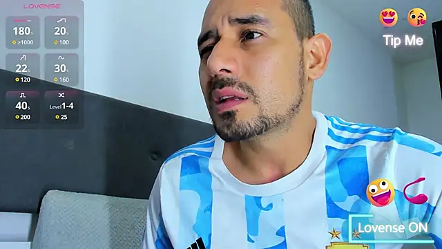 jhonyalzate2 online show from 03-11-25, 11:48