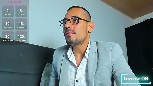 jhonyalzate2 online show from 03-10-26, 03:00