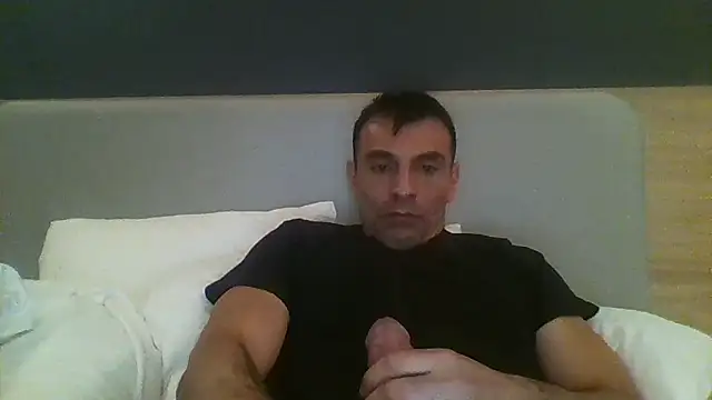 Hugebiglongcockcoupl online show from 12-21-25, 01:51