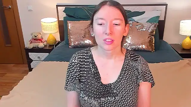 CatherineWalls online show from 02-05-26, 06:18