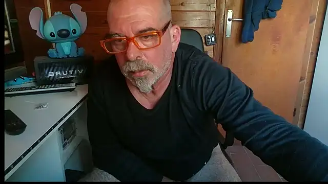 0oscar xxx online show from 10-25-25, 12:56