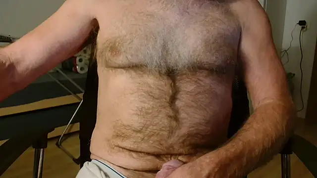 lumpi99 online show from 10-17-25, 02:26