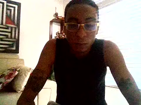 Snapshot of mellow_smoke chatting on 02-13-26, 08:16 mellow smoke online show from 02-13-26, 08:16