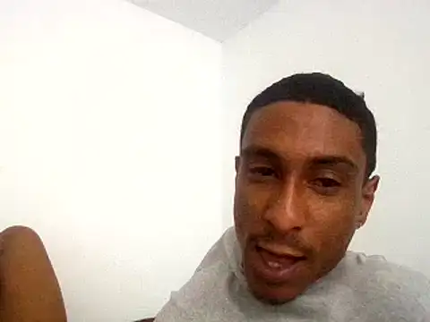 Snapshot of mellow_smoke chatting on 02-19-26, 04:36 mellow smoke online show from 02-19-26, 04:36